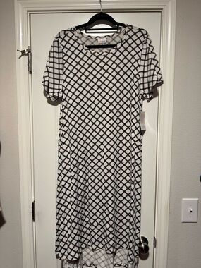 LuLaRoe Black and White Grid Midi Dress